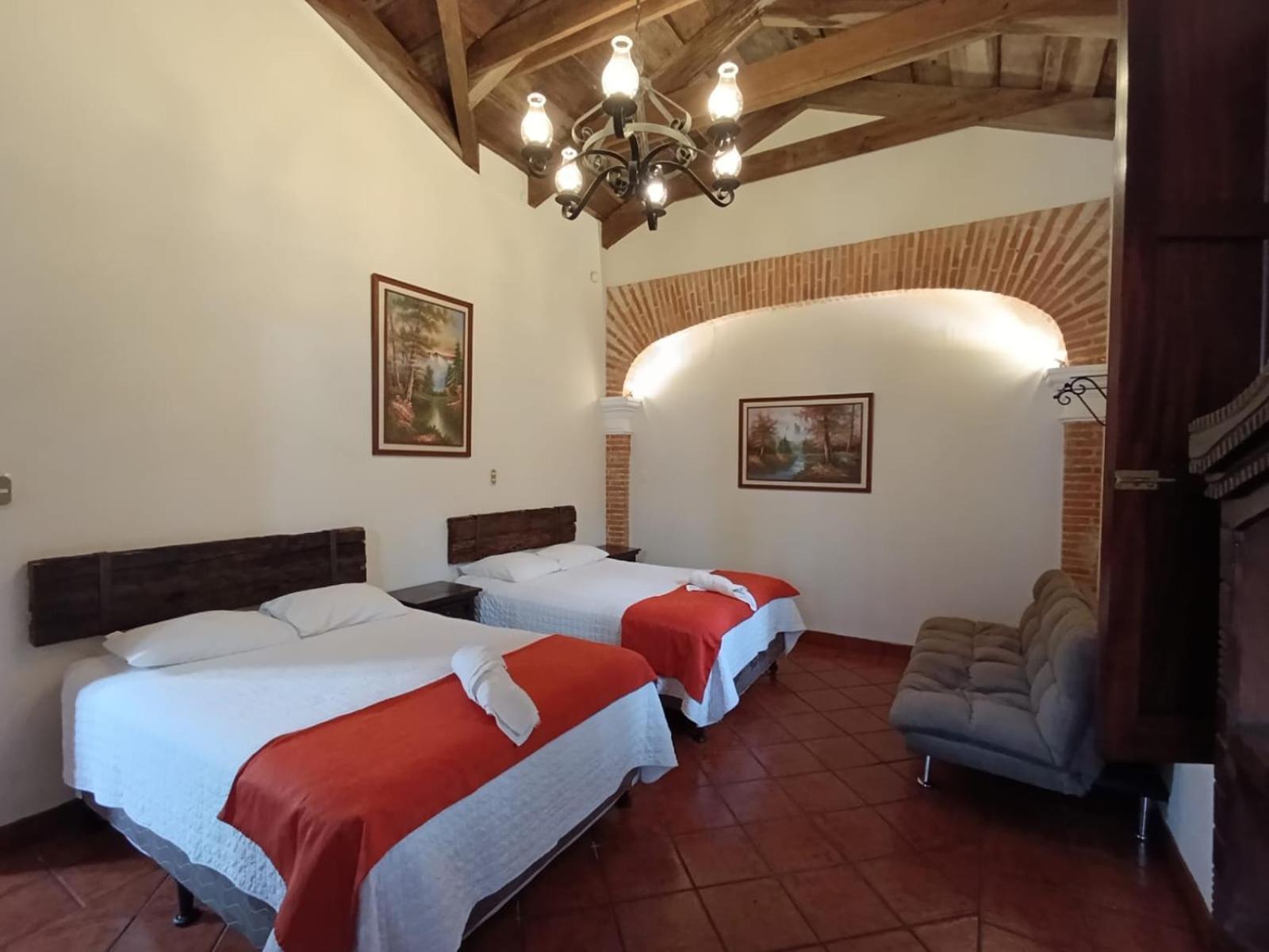 Donde Lico Hotel Antigua Eksteriør billede