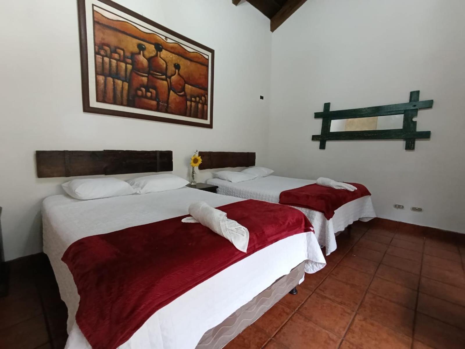 Donde Lico Hotel Antigua Eksteriør billede