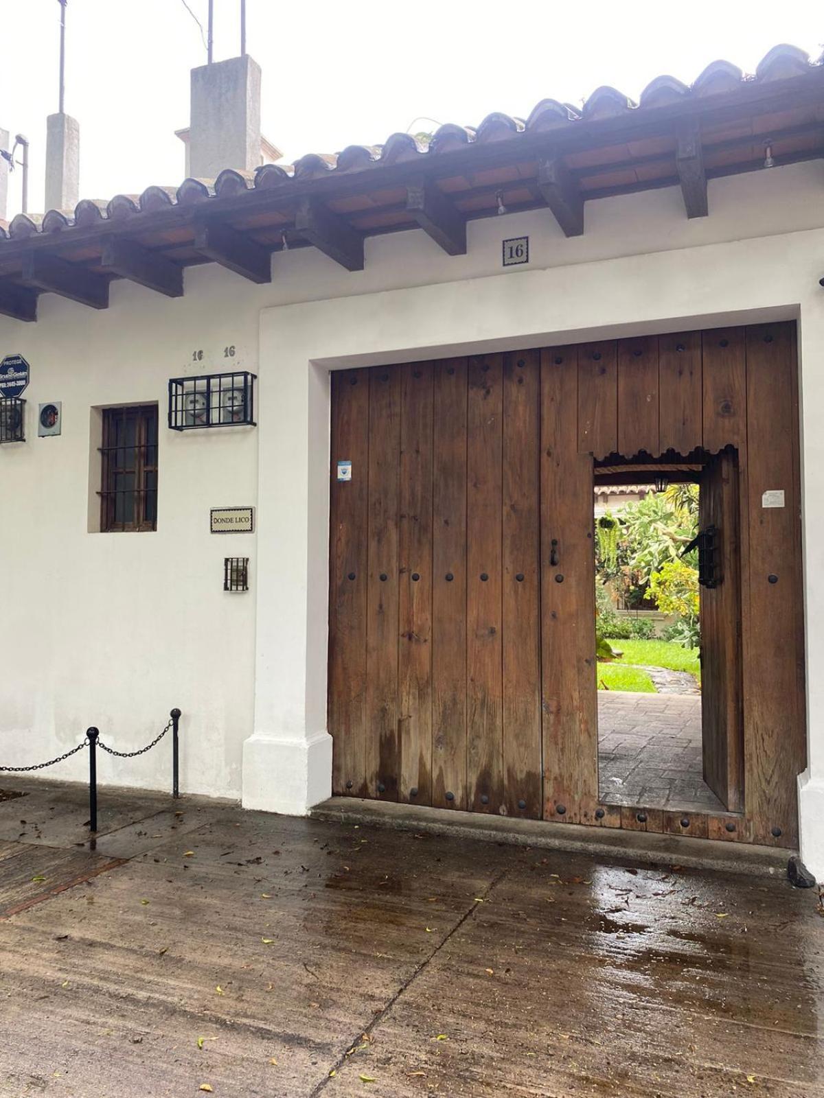 Donde Lico Hotel Antigua Eksteriør billede
